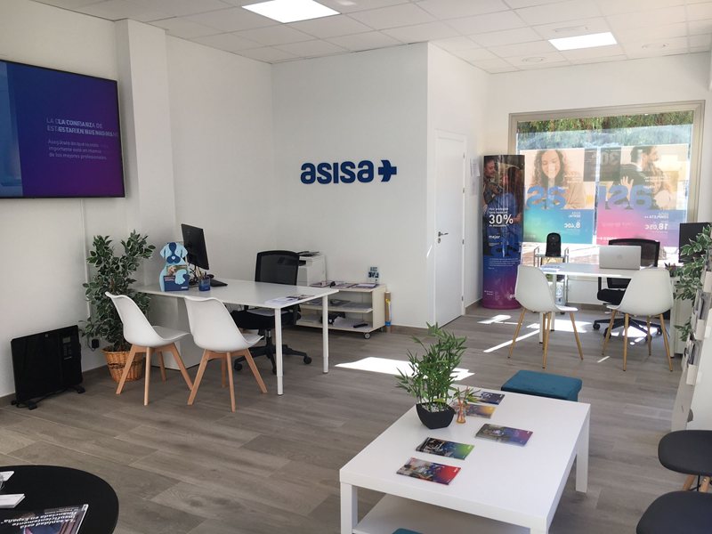 ASISA inaugura una nueva  agencia local en Estepona