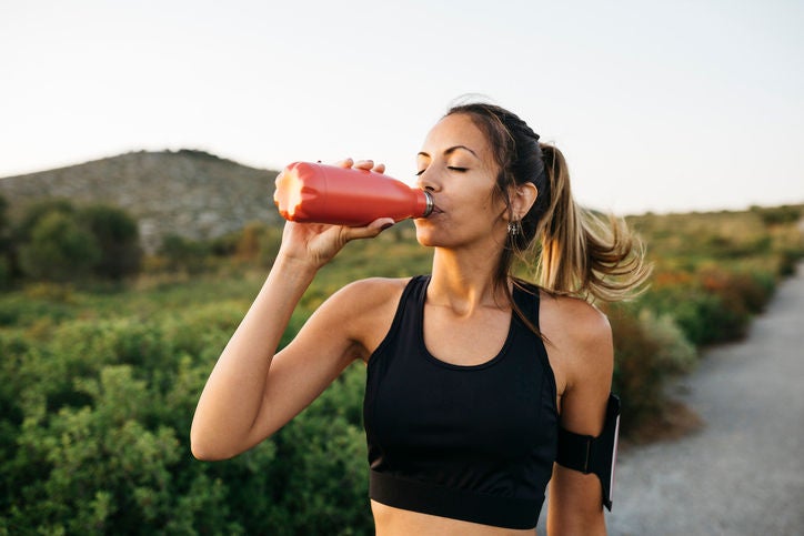mujer haciendo deporte