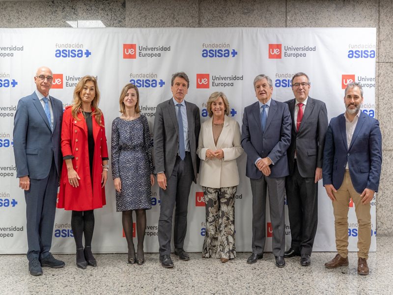 La cátedra Fundación ASISA-Universidad Europea premia a los mejores expedientes en el área de Salud 